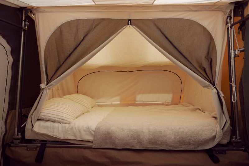 Holtkamper Aero bed, ramen gesloten