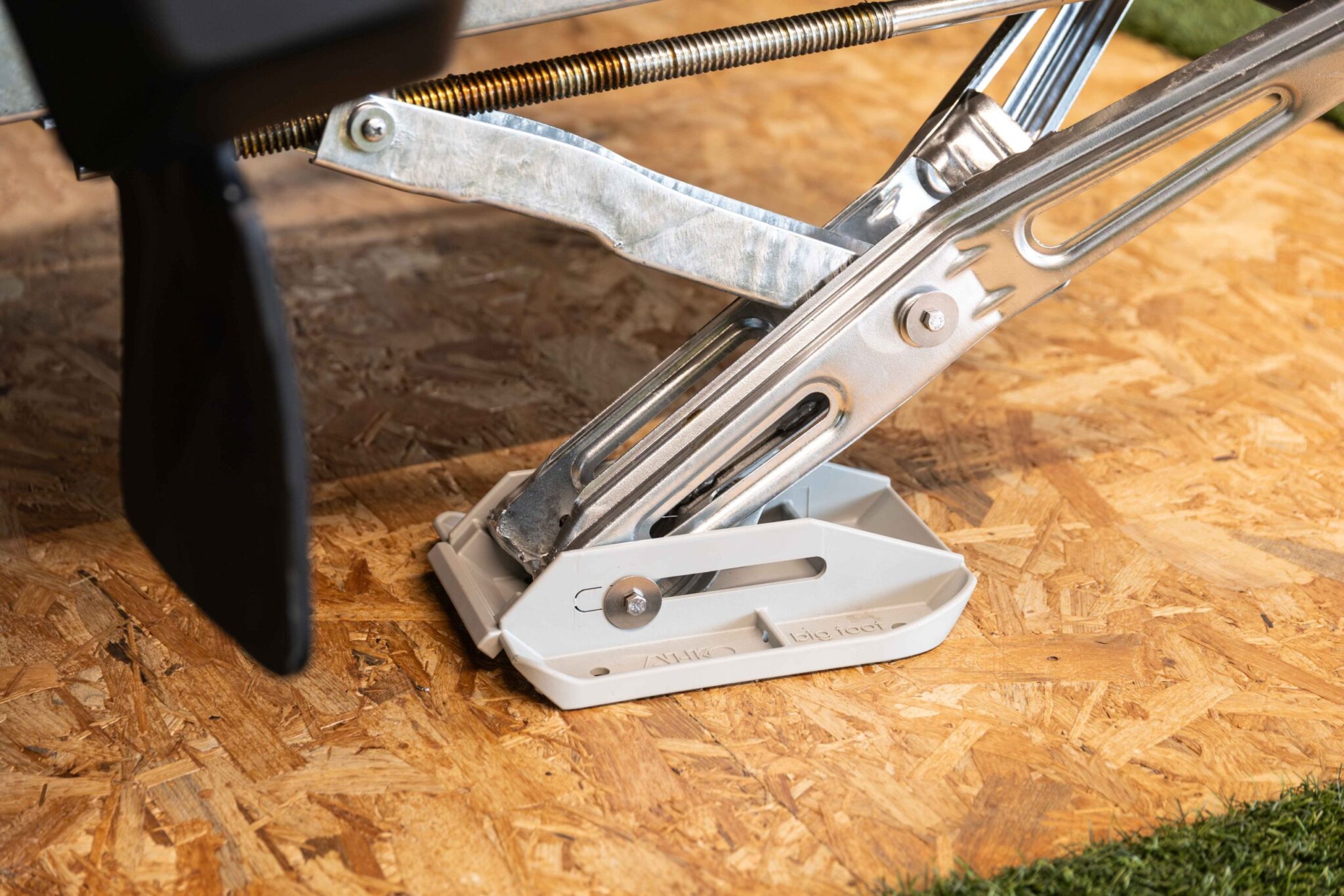 4 stabilizer jacks